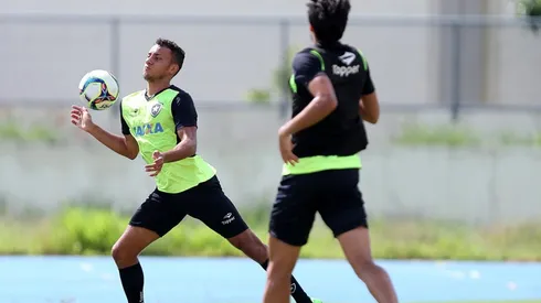 Atacante revela desejo de retornar ao Botafogo