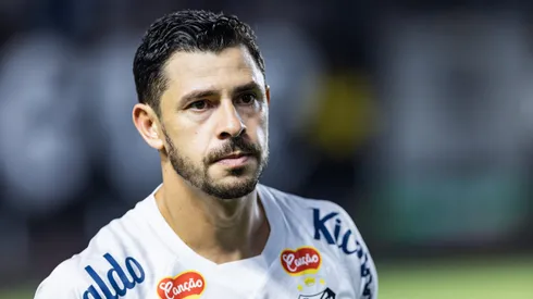 Foto: Abner Dourado/AGIF - Giuliano é desfalque no Santos