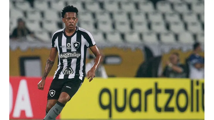 Após proposta por Bochecha, Botafogo bate martelo sobre futuro do jogador