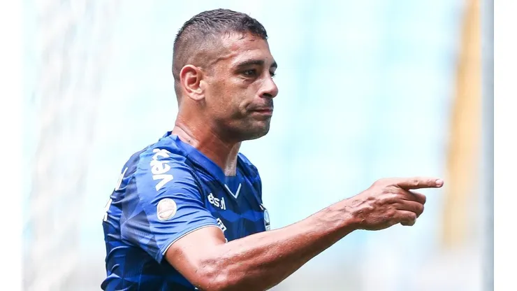 Integração da base ganhar força com Renato