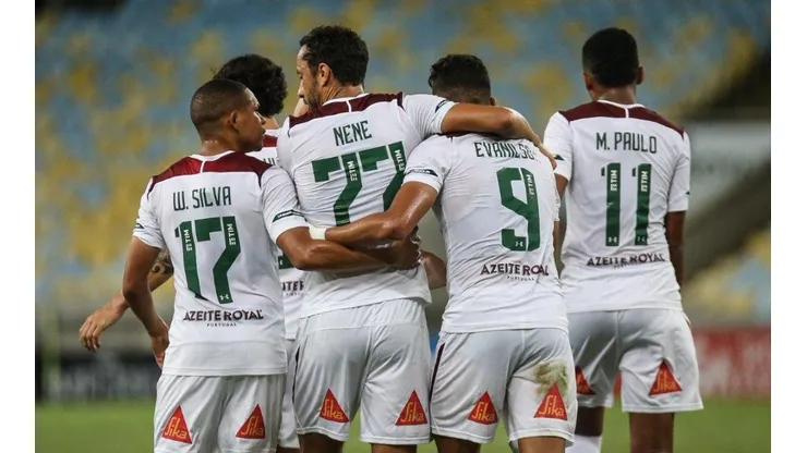 Fluminense se articula nos bastidores e define futuro de atacante