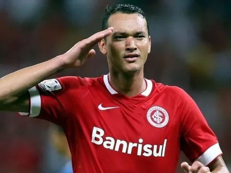 Com Réver na defesa, lista tem 5 piores contratações da história do Inter