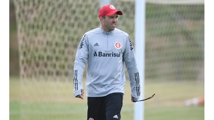 Internacional poderá contratar atacante Ignacio Scocco