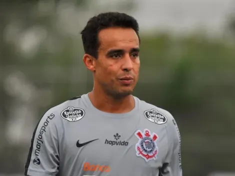 Cruzeiro se reúne com representantes do meio-campista Jadson e bate o martelo sobre a chegada do medalhão