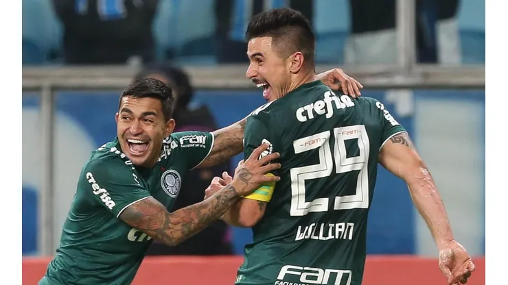 Neto pede jogador do Palmeiras no Corinthians