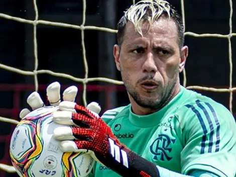 Jesus se encanta por jovem goleiro para ser reserva de Diego Alves