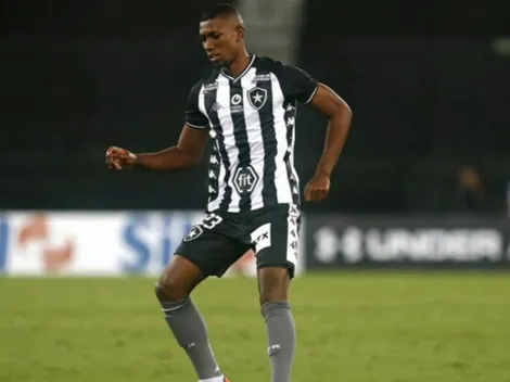 Kanu vira favorito pela titularidade; meio-campista encaminha acordo