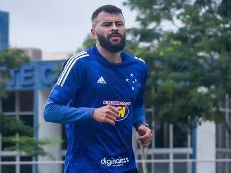 Cruzeiro age rápido no mercado e busca lateral-esquerdo