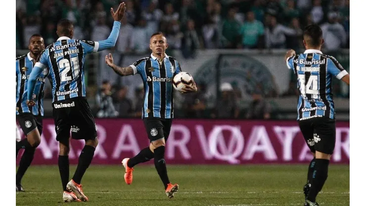 Repórter afirma que Renato tem polêmica com craque do Grêmio