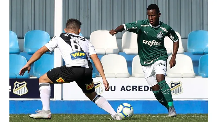 Cruzeiro tem urgência por reforços e Adílson tem definição por Iván Angulo