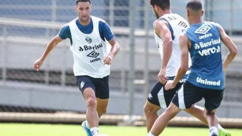 Renato confirma novidade entre os titulares para o duelo contra o Pelotas