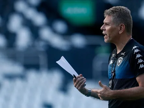 Com dois desfalques, Autuori monta time do Botafogo para jogo contra o Paraná