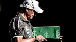 Jesualdo cumpre promessa com a base e promove "estreia"