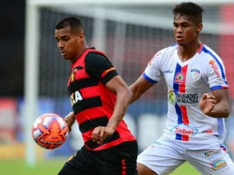 Elton não se intimida sobre cobranças da torcida