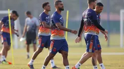 Jogadores do Vasco trocam agressões em treino