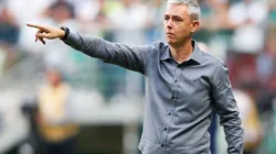 Tiago Nunes fala sobre necessidade por reforços no Corinthians