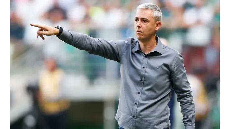 Tiago Nunes fala sobre necessidade por reforços no Corinthians
