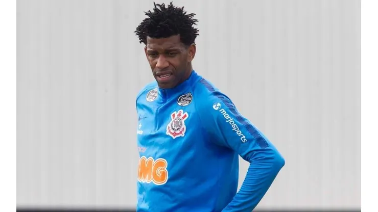 Gil lamenta empate contra o Novorizontino e critica postura dos companheiros