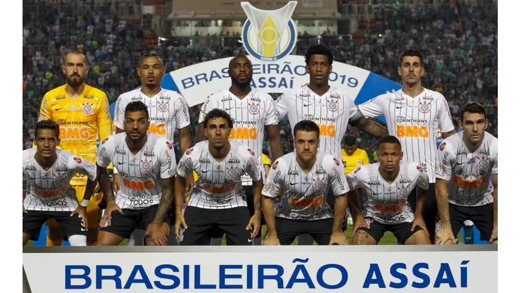 Técnico ganha "reforço" no Corinthians