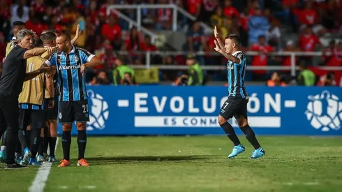 Renato elogia Matheus Henrique e fala sobre lesão de Geromel