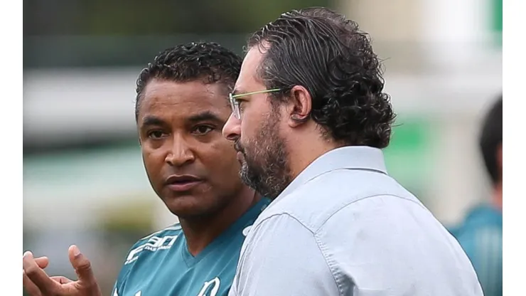 Atlético define "favorito" para assumir o Galo
