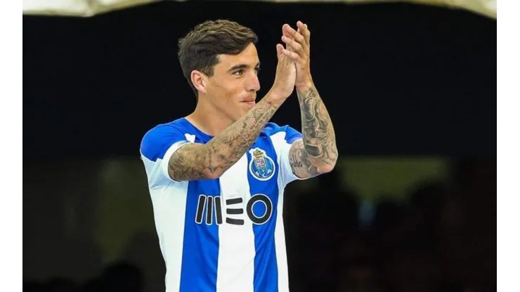 Inter antecipa chegada de Saravia