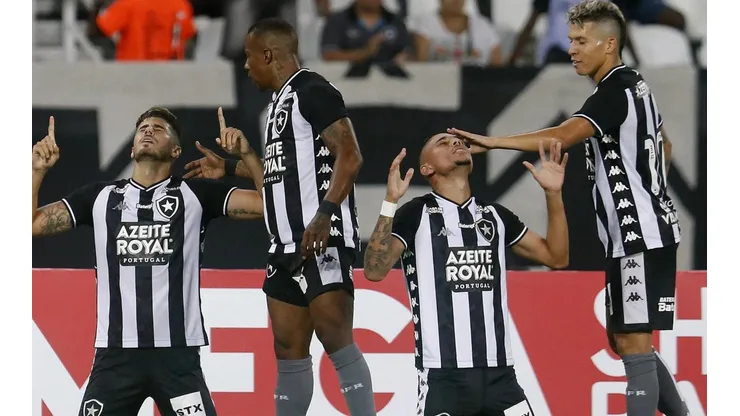 Com mais de R$ 60 mi em jogo, Botafogo define 4 jogadores negociáveis para 2020
