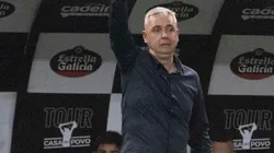 Tiago Nunes sai em defesa de meia contestado no Corinthians