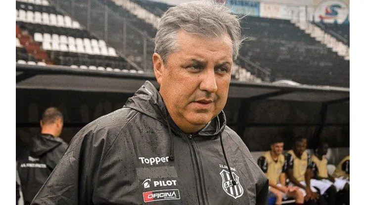 Ponte Preta tem reunião por futuro de Kleina