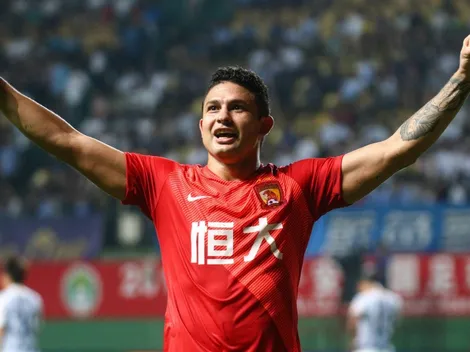 Diretoria do Botafogo alimenta sonho de repatriar Elkeson