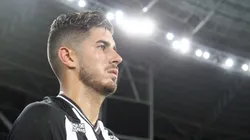 Botafogo encaminha contratação de dupla artilheira
