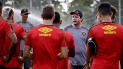 Em treino, Daniel Paulista dá indícios de time titular