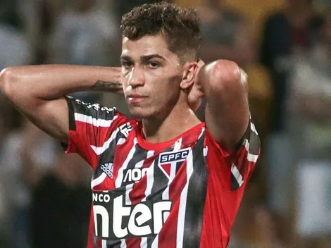 Vitor Bueno não perdoa jogadores do São Paulo