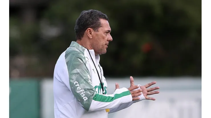 Luxa confirma novidades para partida diante do Mirassol; Dudu está fora