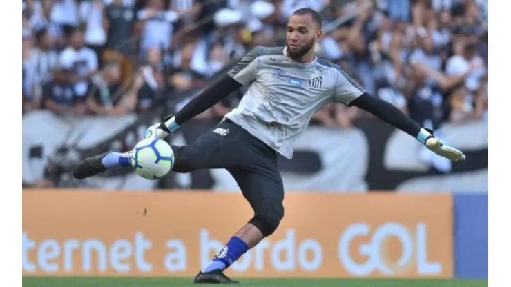 Everson salva o Santos no empate na Fonte Luminosa (Ivan Storti/Santos)