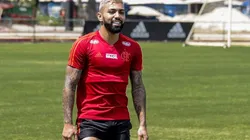Gabigol fica sem usar camisa 9 por campanha contra homofobia