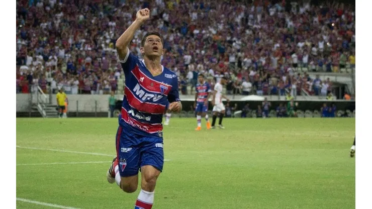 Osvaldo renova com o Fortaleza por mais dois anos