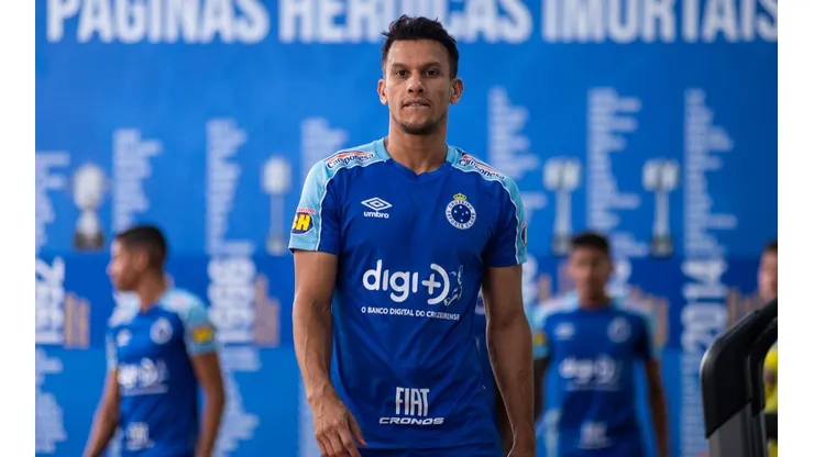 Henrique, ex-Cruzeiro, é anunciado pelo Fluminense por empréstimo