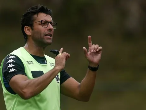 Botafogo intensifica busca no mercado para anunciar camisa 10 e novo centroavante