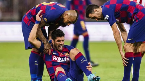 Luis Suárez desfalcará Barcelona por quatro meses