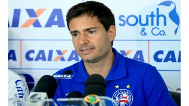 Bahia monitora atacante do Sportivo Luqueño, do Paraguai