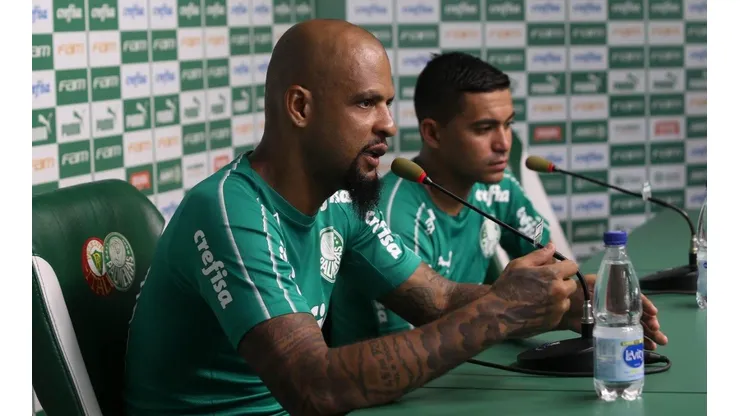 Felipe Melo cobra postura do futebol brasileiro em relação aos técnicos de fora