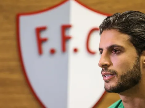 Fluminense anuncia Hudson