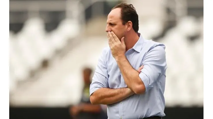 Zagueiro ex-Vasco pode parar no Fortaleza