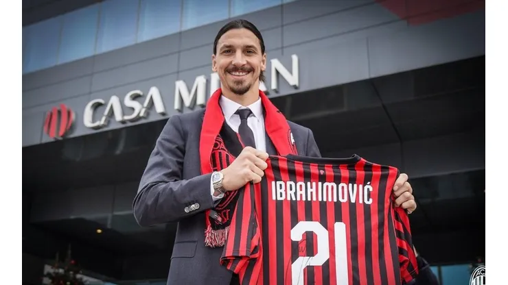 Ibrahimovic desembarcou na Itália projetando confronto contra o CR7