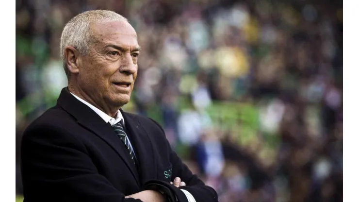 Jesualdo Ferreira desembarca no Brasil na terça-feira para comandar o Santos