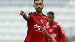 Camacho decide onde vai jogar em 2020