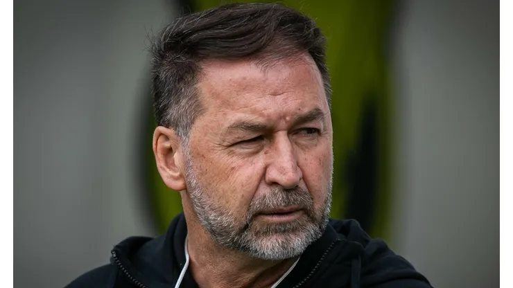 Augusto Melo prometeu e o acerto não aconteceu