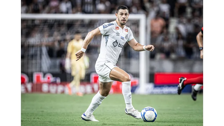 Santos enfrenta o Ituano para manter a liderança da Série B.