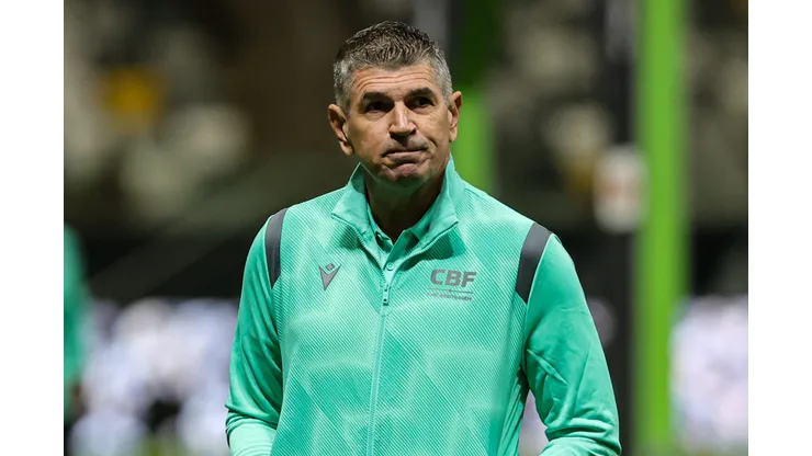 MG - BELO HORIZONTE - 11/07/2024 - BRASILEIRO A 2024, ATLETICO-MG X SAO PAULO - O arbitro Marcelo de Lima Henrique durante partida entre Atletico-MG e Sao Paulo no estadio Arena MRV pelo campeonato Brasileiro A 2024. Foto: Gilson Lobo/AGIF